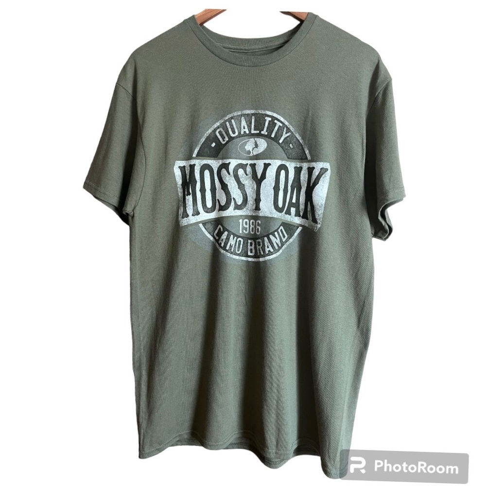 Mossy Oak Camouflage Logo On Front Chest In Olive L